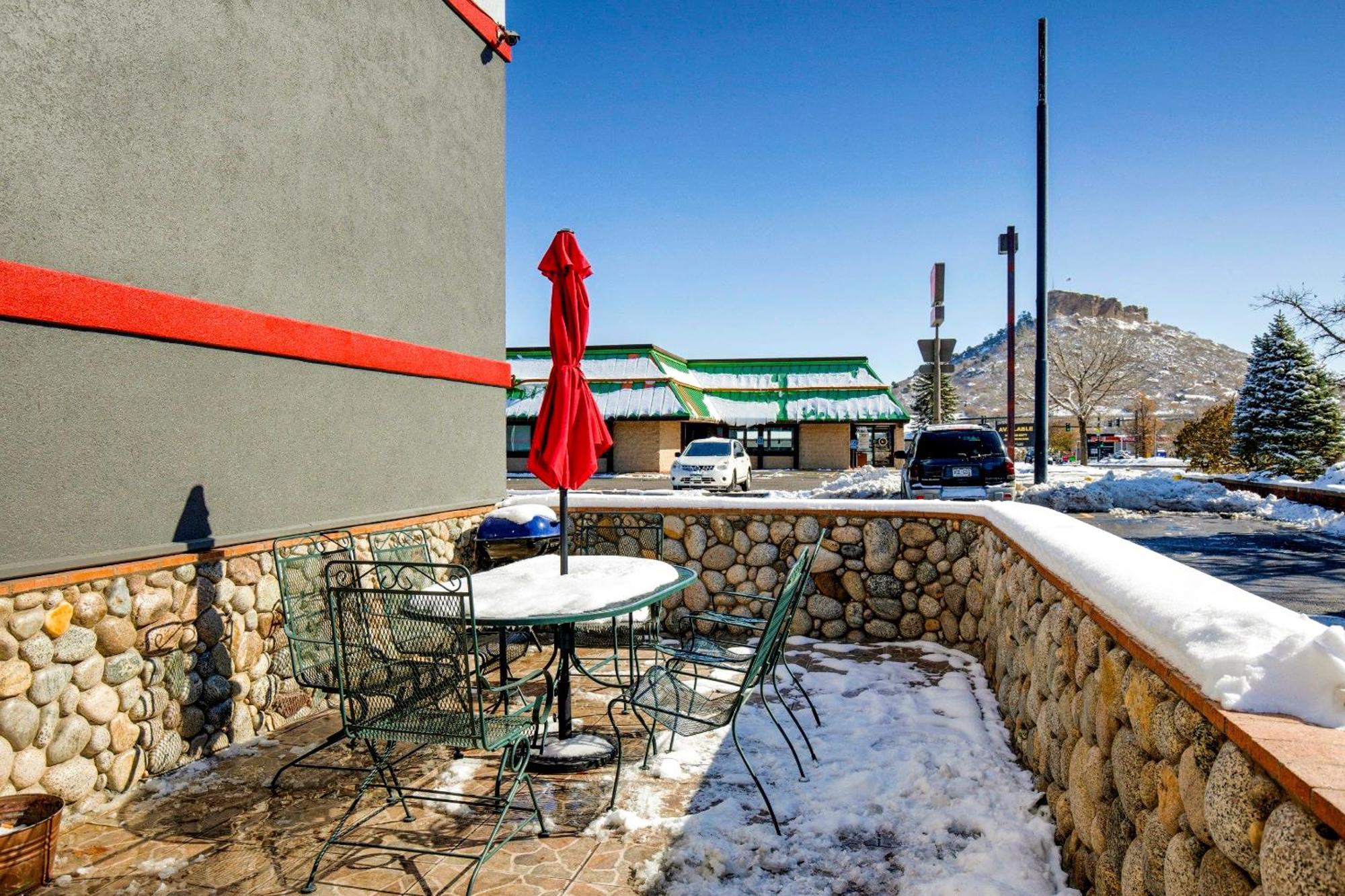 Oyo Hotel Castle Rock Co Downtown Exteriér fotografie